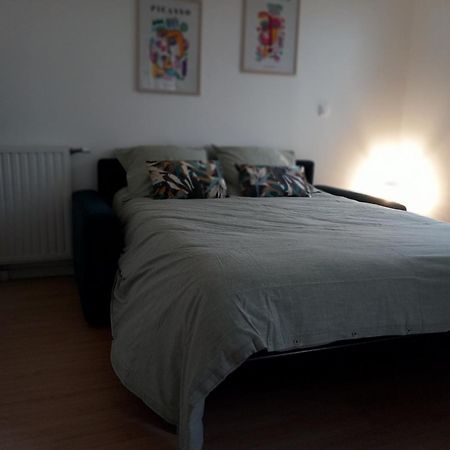 Studio Cergy 5 Min De La Gare Room photo